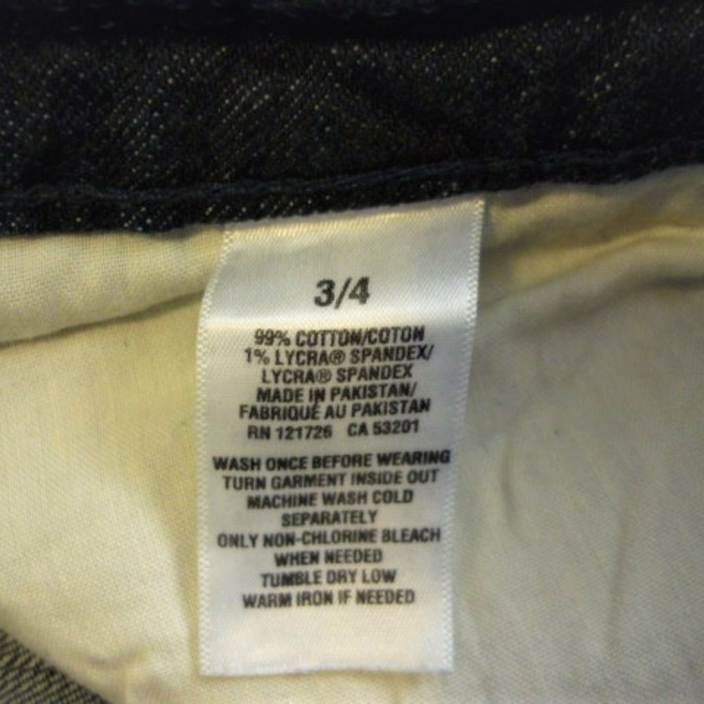 Aeropostale Distressed Cuffed Jean Shorts sz 3/4 - Picture 5 of 6
